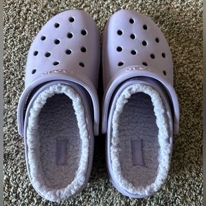 Women’s fuzzy crocs